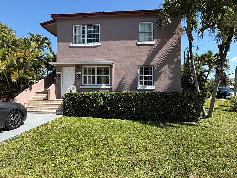 6203 SW 21st St — Photo 5