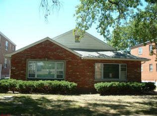 5806-5808 Sunshine Dr., Saint Louis, MO 63109