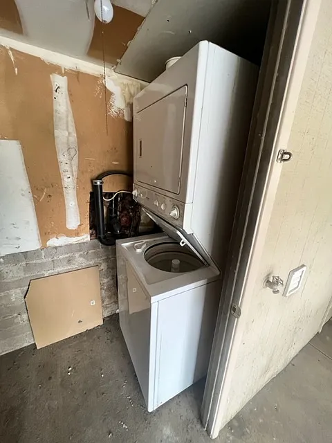 2 bed, 2.0 bath, 1105 sqft, $1,150 — Photo 3