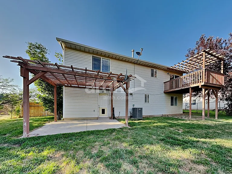 1625 E Bateman Way — Photo 19