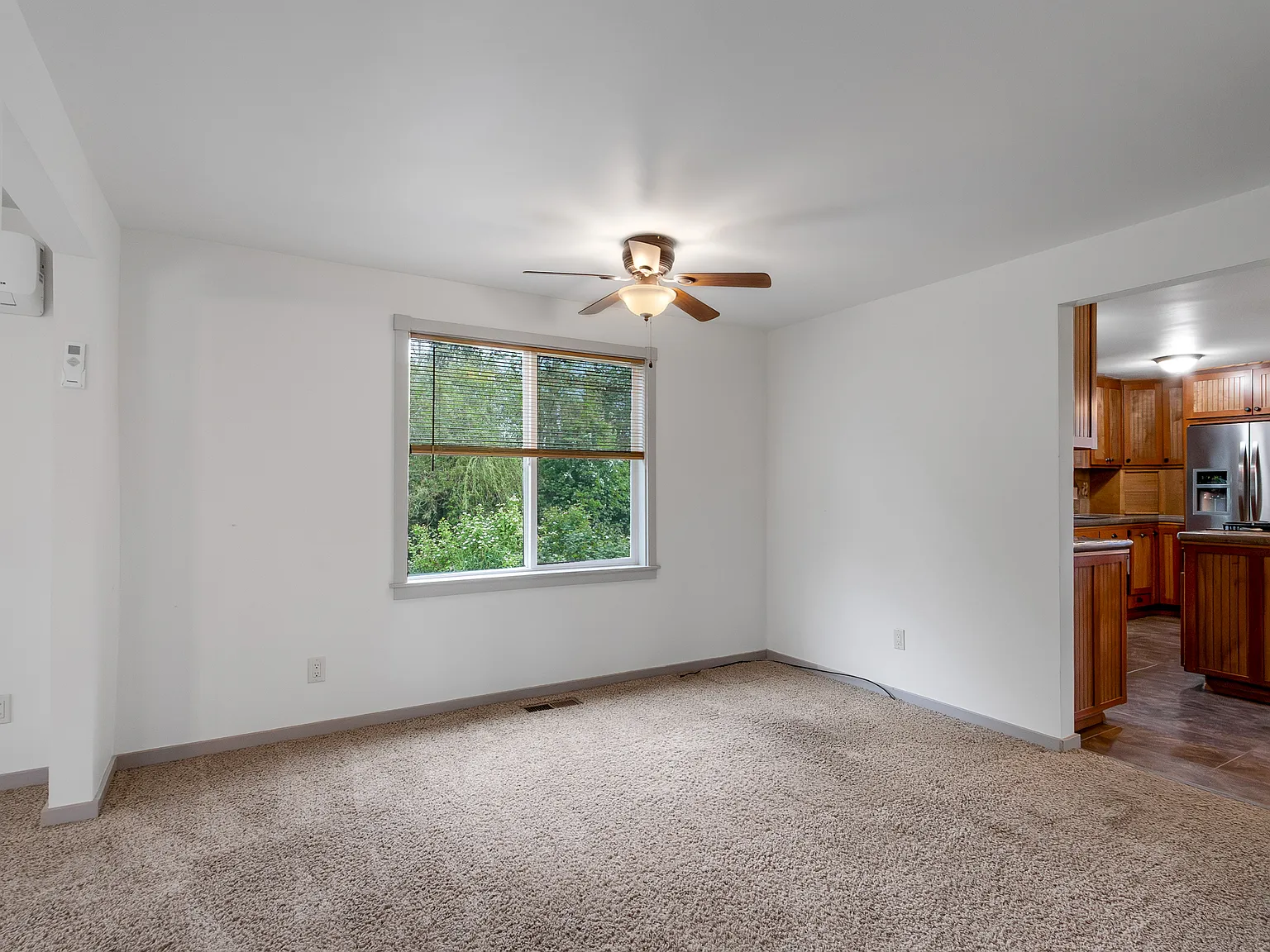 4 bed, 2.5 bath, 2280 sqft, $3,500 — Photo 4