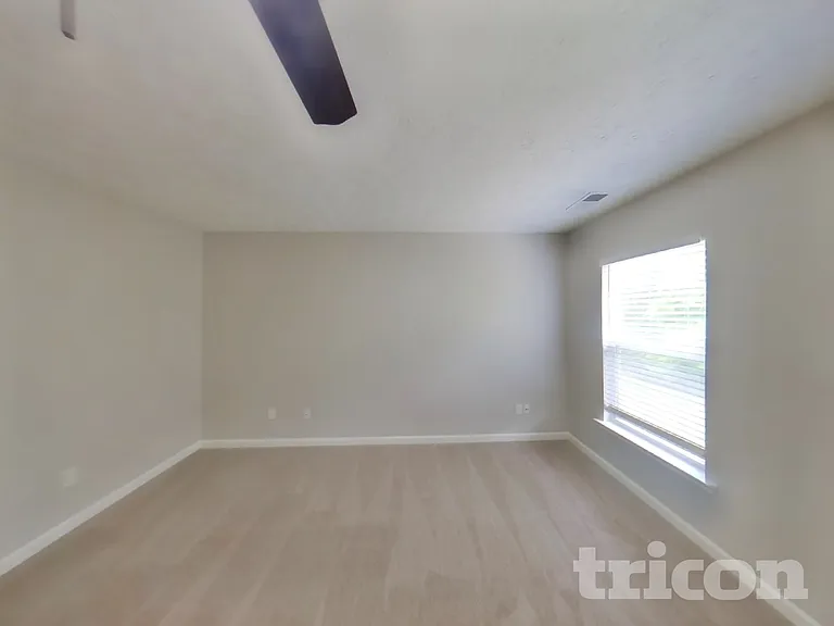 8292 Eastshore Dr — Photo 14
