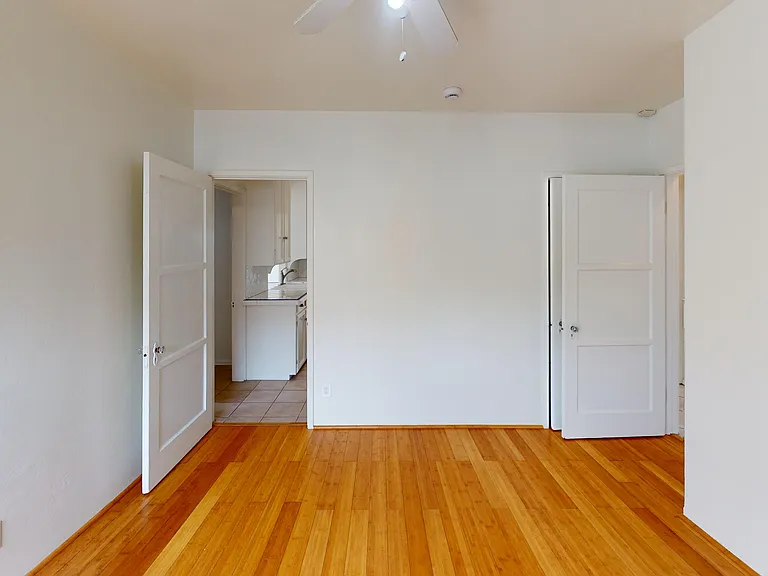 2968 Garfield St — Photo 7