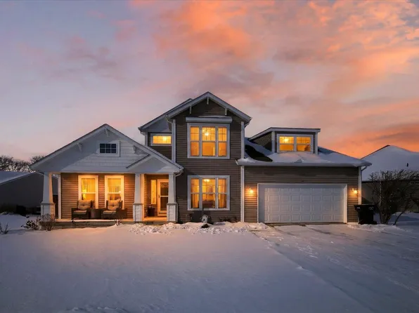 54855 Springfield Trace Dr, Osceola, IN 46561