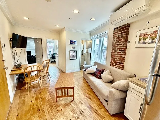 22 Moon St #4 — Photo 4