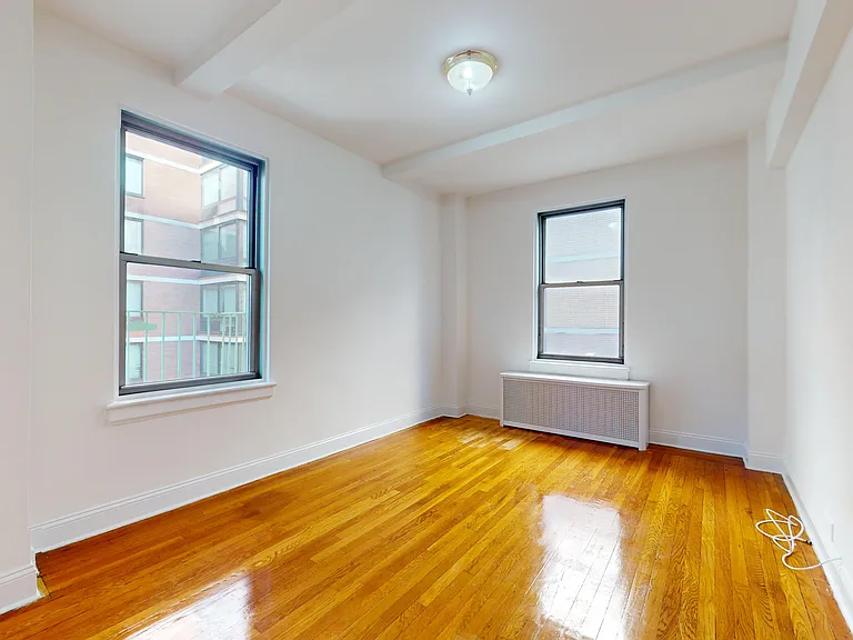 301 E 38th St #15J — Photo 9