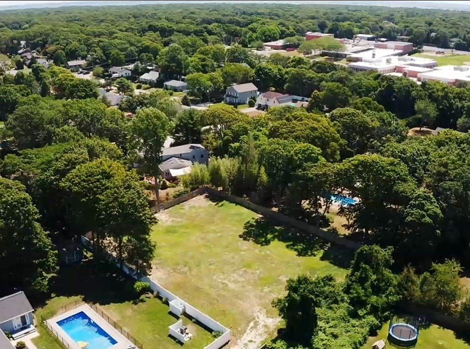 13a W Argonne Road, Hampton Bays, NY 11946 Zillow