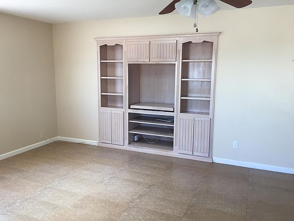 4th image of 540 E Laguna Dr