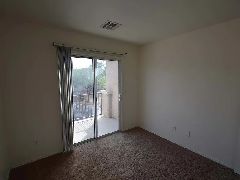 6670 Tulip Falls Dr — Photo 31