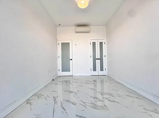 Rented by ERNY LLC | media 10