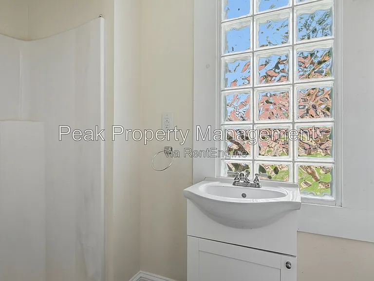 3120 Parkwood Ave #B — Photo 12