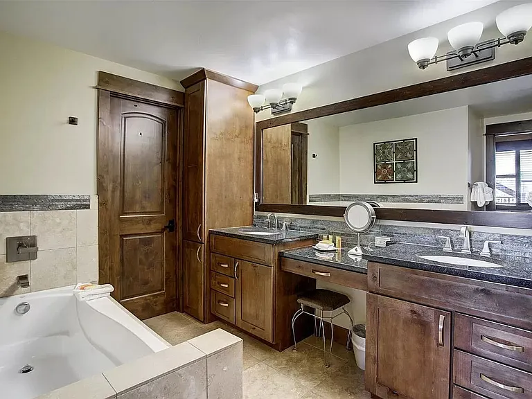 45 Watertower Way #B101 — Photo 17