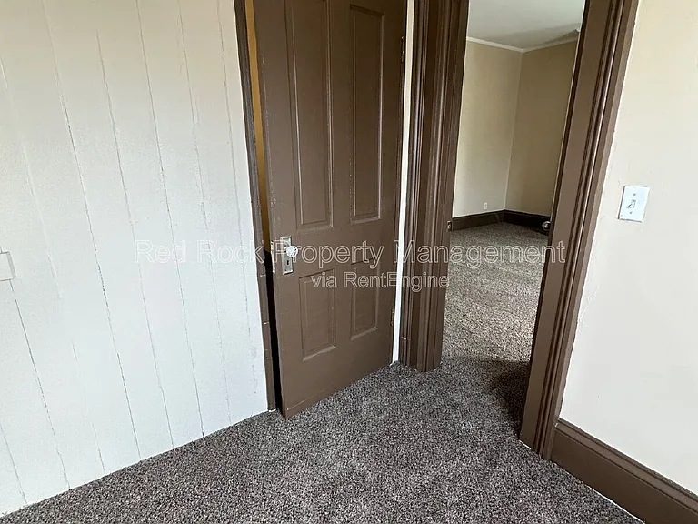 802 McKinley St — Photo 7