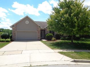 756 Ridgewood Dr, Antioch, IL 60002