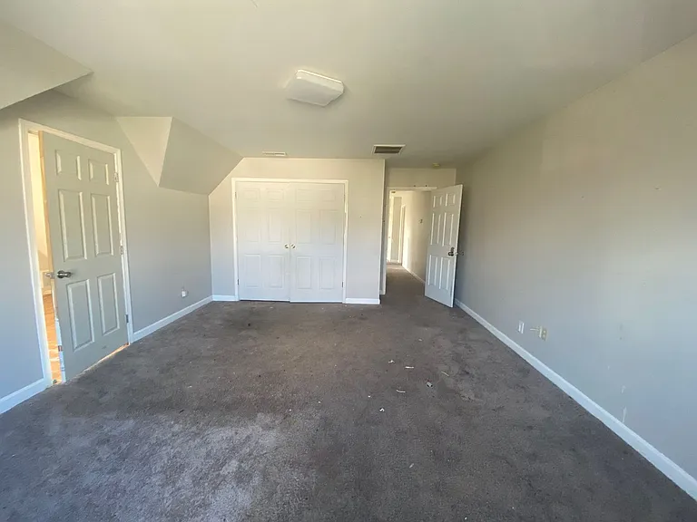 12129 Hampton Place Dr — Photo 19