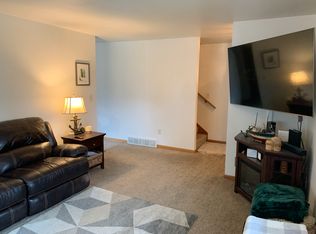 230 Joellen Dr, Waukesha, WI 53188