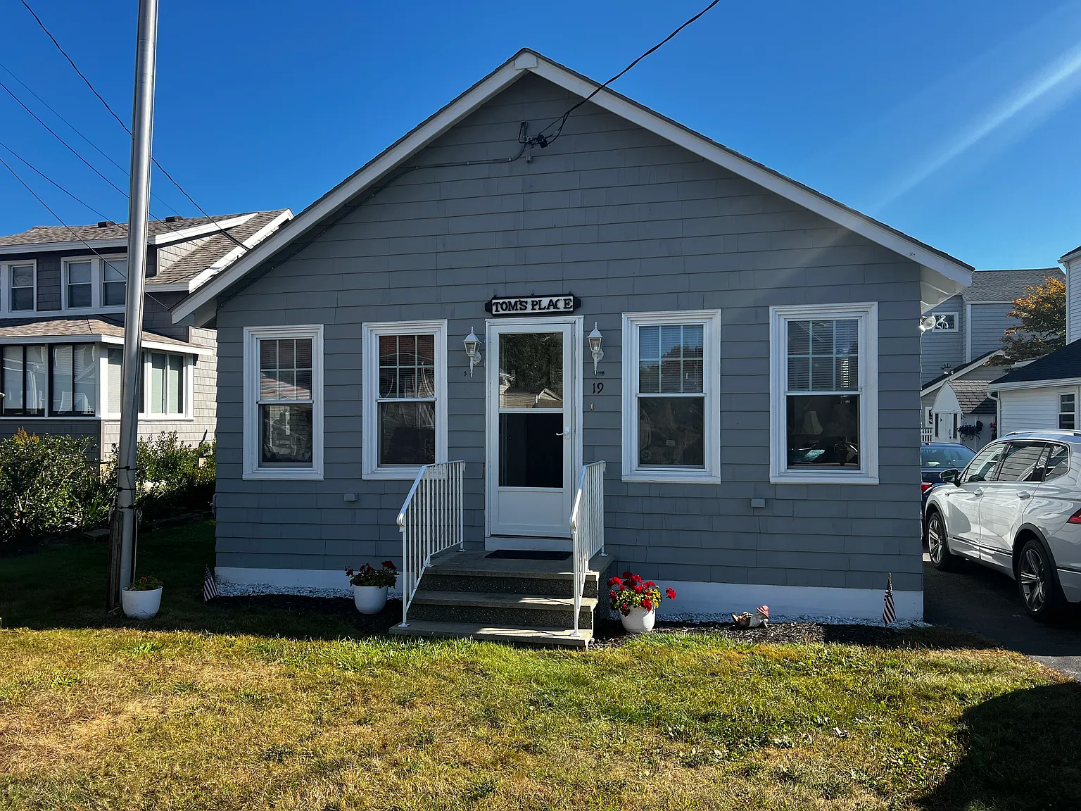 2 bed, 660 sqft, $1,900 — Photo 2