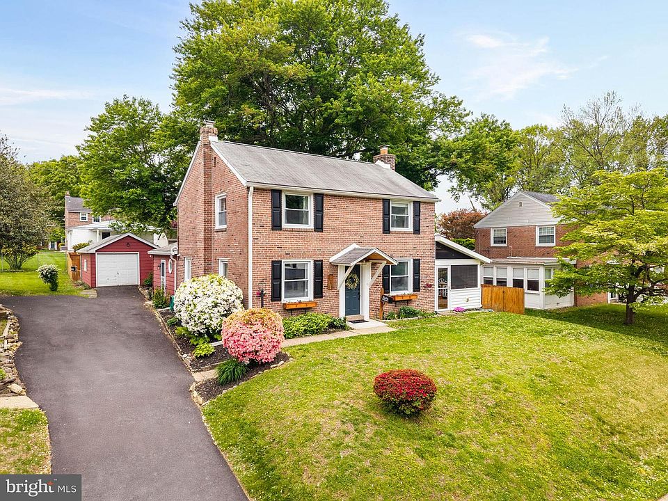 1st image of 465 Briarhill Rd
