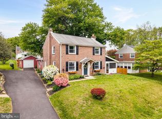 465 Briarhill Rd, Springfield, PA 19064