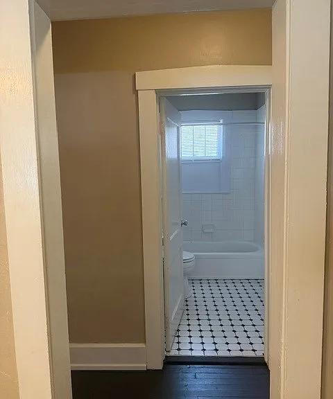 643 Howell St — Photo 6