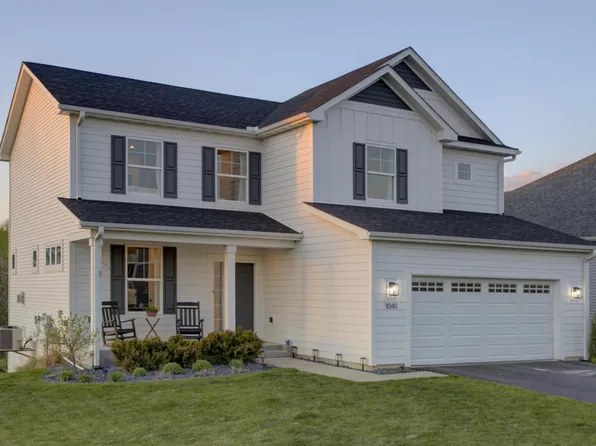 1041 Oakwood Rd, Newport, MN 55055