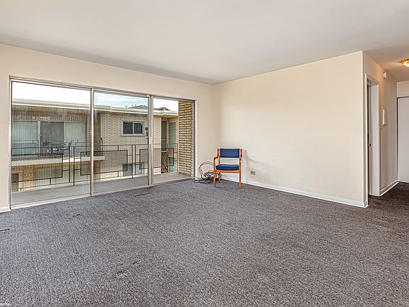 3rd image of 4631 W 95th St #2S