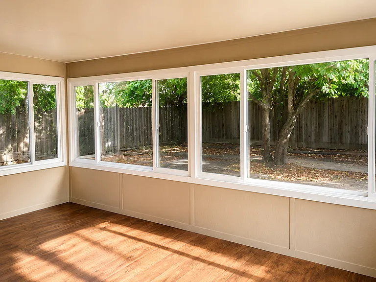 3652 Plymouth Dr — Photo 8