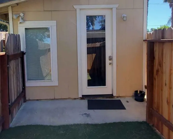 4900 Sorento Rd #B — Photo 1