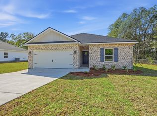 6118 Clover St, Crestview, FL 32539