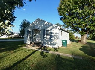 810 N Poplar St, Appleton City, MO 64724