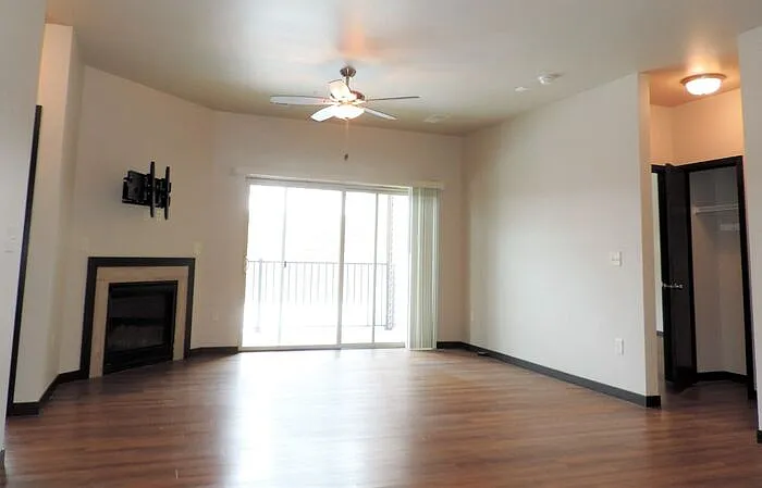 613 N 1st Ave #8 — Photo 6