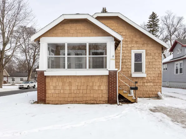 1116 W Carpenter St, Midland, MI 48640