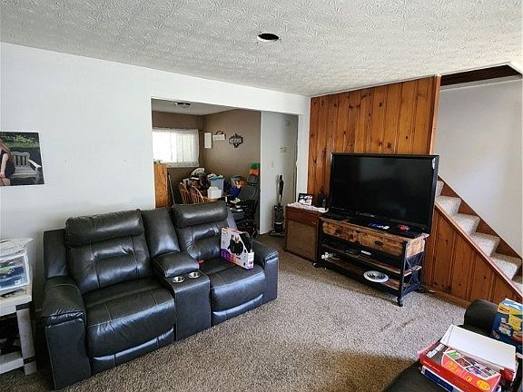 4th image of 208 Lynnhaven Dr