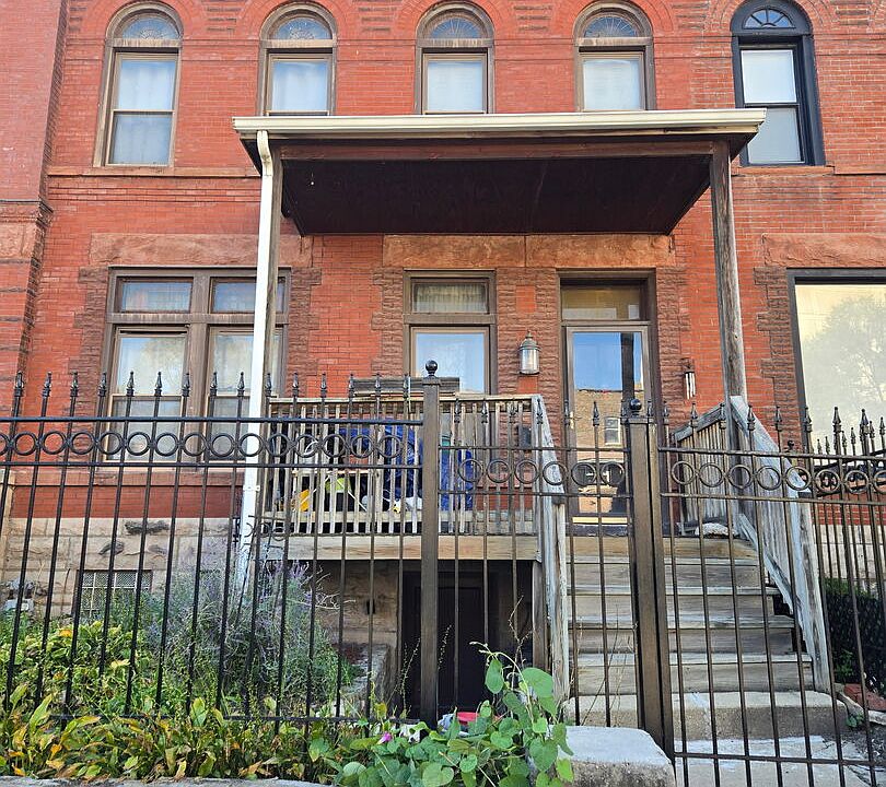 1st image of 3824 S Calumet Ave