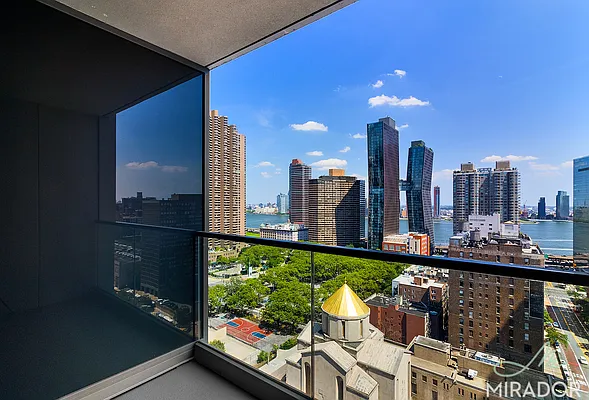 Rented by Mirador Real Estate | media 42