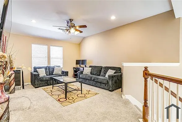 2809 Snowy Owl Dr — Photo 37