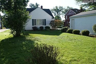 5th image of 169 Willard Ave NE