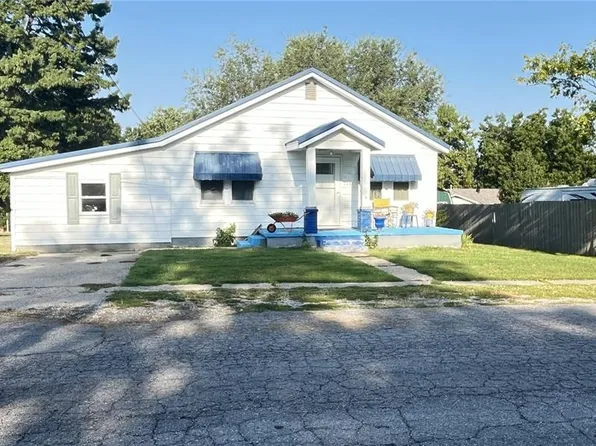 711 Allie St, Bloomfield, MO 63825