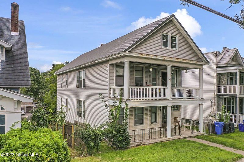 2nd image of 257 Manning Boulevard