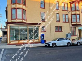 442 Lehman St APT 3, Lebanon, PA 17046