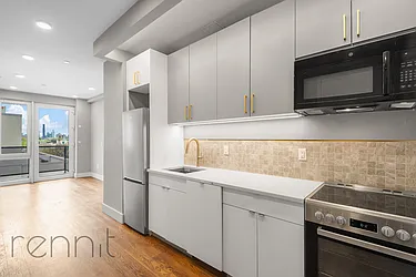 Rented by Rennit Inc.