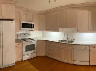 8C Benjamin Franklin Dr, Monroe Township, NJ 08831