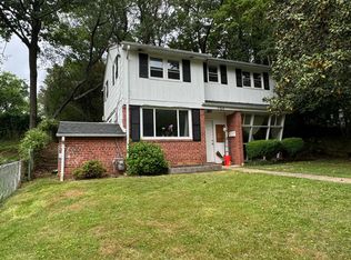 3929 Halsey St, Kensington, MD 20895
