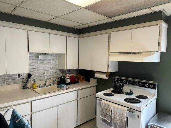 819 W Washington St APT 2