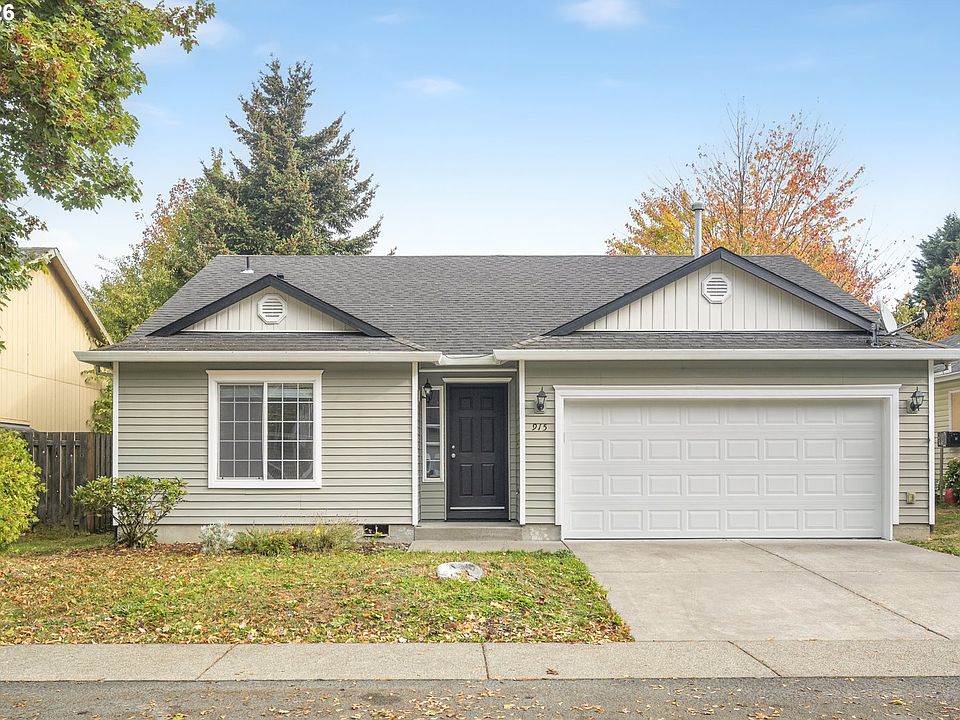 1st image of 915 NE Mariners Loop