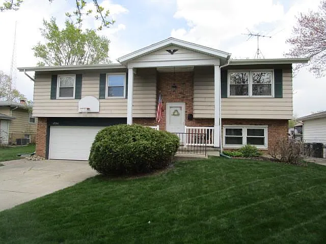 17511 Shirley Dr photo 1
