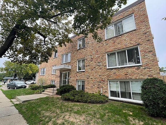 3rd image of 3308 E 38th St #7