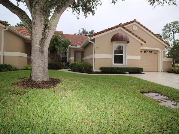 404 Sabal Palm Ln