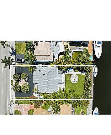 3rd image of 2517 E Las Olas Blvd