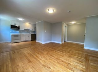 13 Pleasant St #2, Medfield, MA 02052